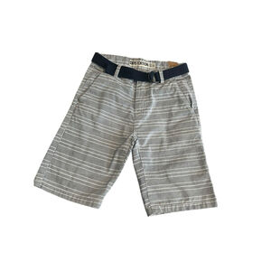 Distortion Boys Size 8 Navy Blue Striped Belted Bermuda Shorts